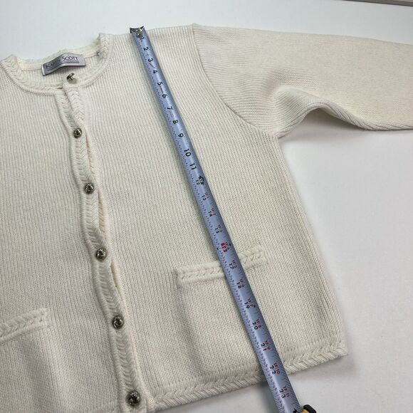 Vintage Wool Blend Ivory Boxy Cardigan M Crop Ladies Preppy Cottagecore Grandma - Picture 10 of 13